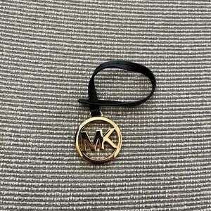 NEW MK Michael Kors Black & Gold Bag Tag Purse Fob